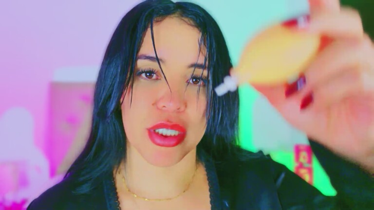 CharlootteEvans's Streamate show and profile