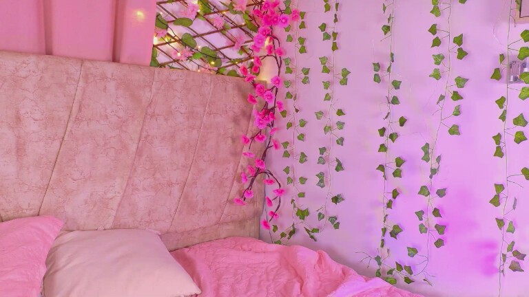 Lara_Gil21's Streamate show and profile