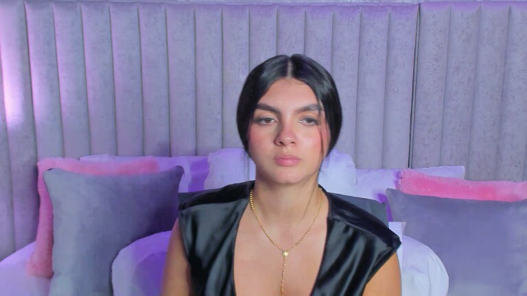 SamiLewis's Streamate show and profile