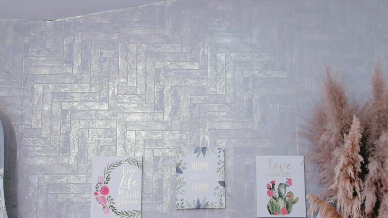 SaraBacker's Streamate show and profile