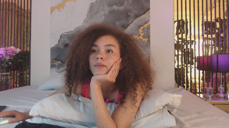 MiticaBrenner's Streamate show and profile