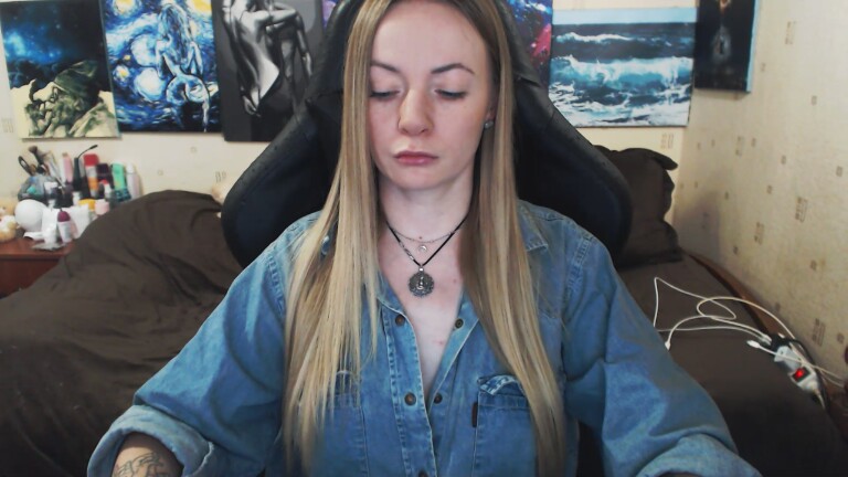 BringingLuck's Streamate show and profile