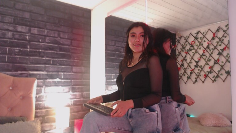 HannaGoezz's Streamate show and profile