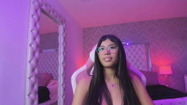 LylaKarl's Streamate show and profile