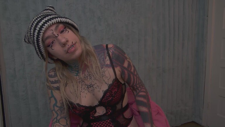 Zaturn's Streamate show and profile