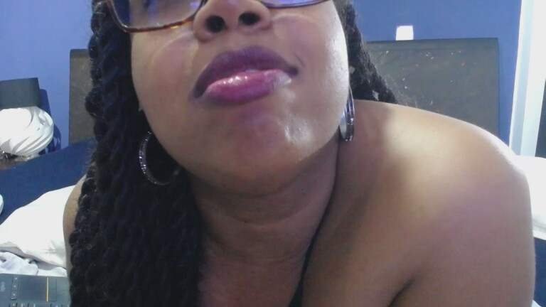 ZoeQueens's Streamate show and profile