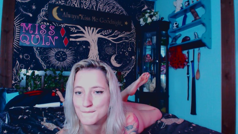 MissQuinCam's Streamate show and profile