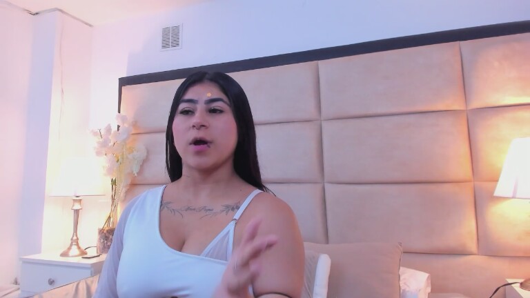 ScarlethJonns's Streamate show and profile