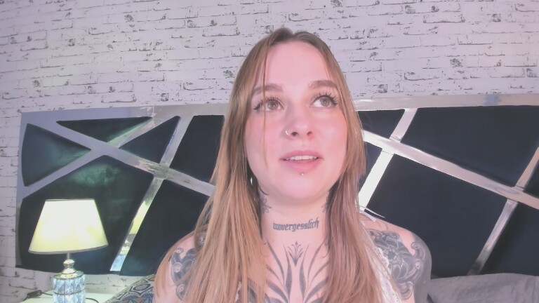 IzzChell's Streamate show and profile