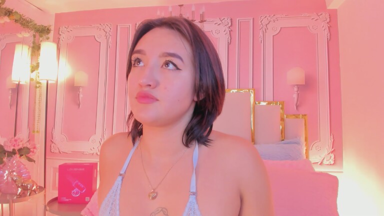 NaraSuarez's Streamate show and profile