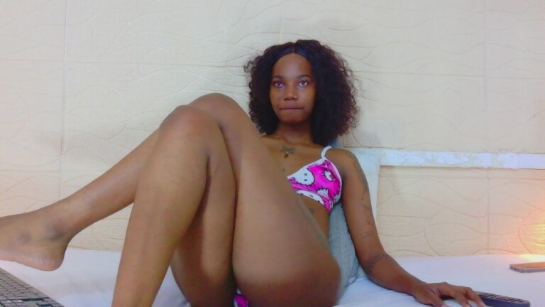 Slimchocobar28's Streamate show and profile