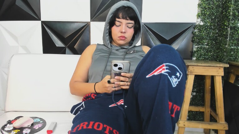 valbeautysex's Streamate show and profile