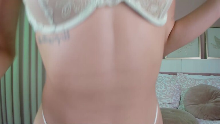 LuanaDavis's Streamate show and profile