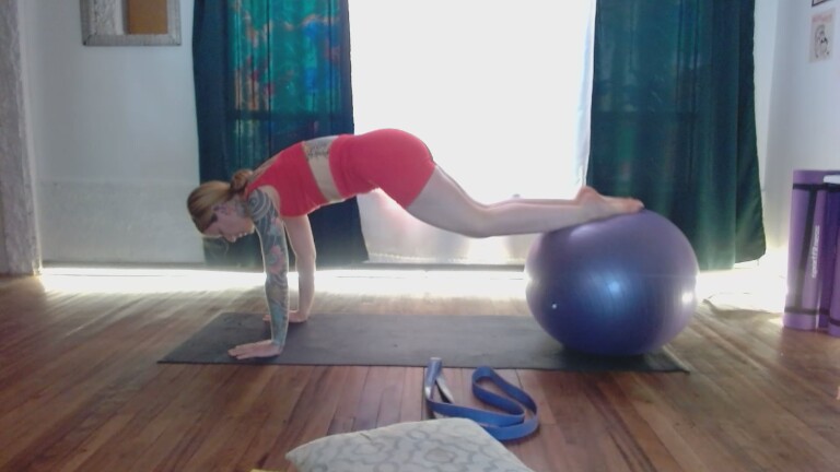 VicktoriaLou's Streamate show and profile