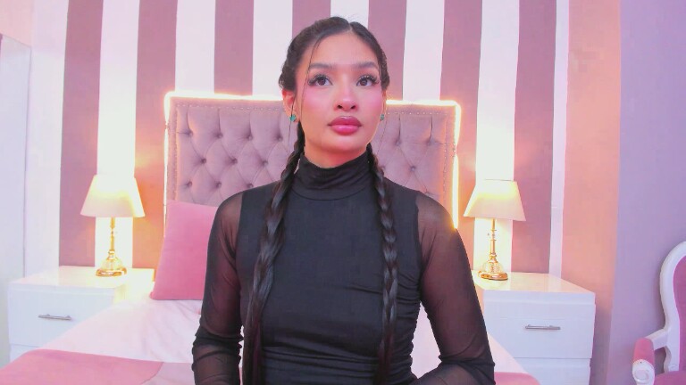 AuraClark's Streamate show and profile