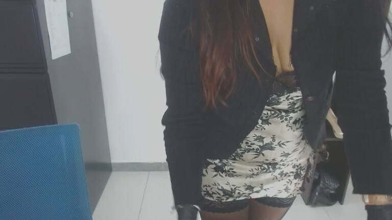 LunaDumont's Streamate show and profile