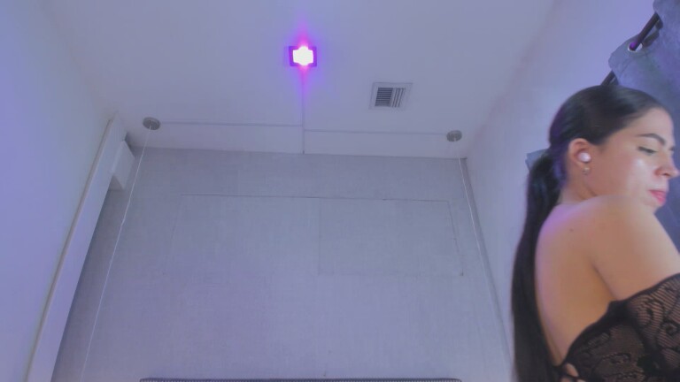 DulceMufinn's Streamate show and profile