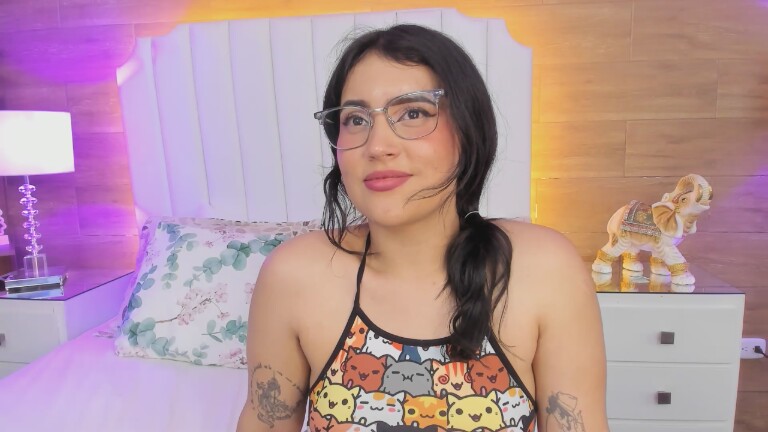 AriaSwan's Streamate show and profile