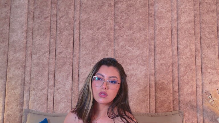 IsaRose's Streamate show and profile