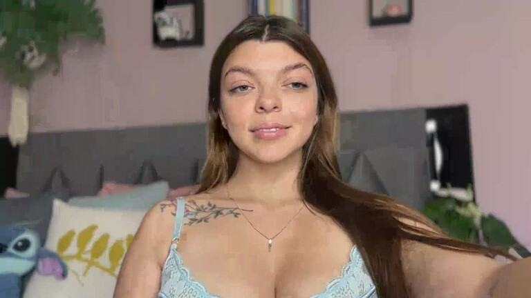 LizDeusaa's Streamate show and profile