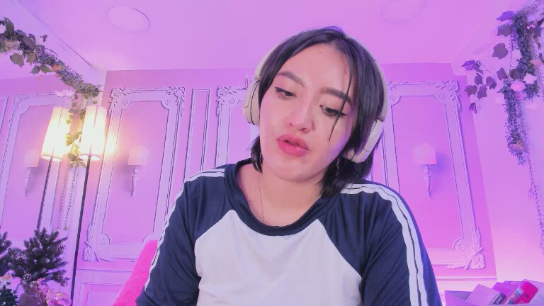 NaraSuarez's Streamate show and profile