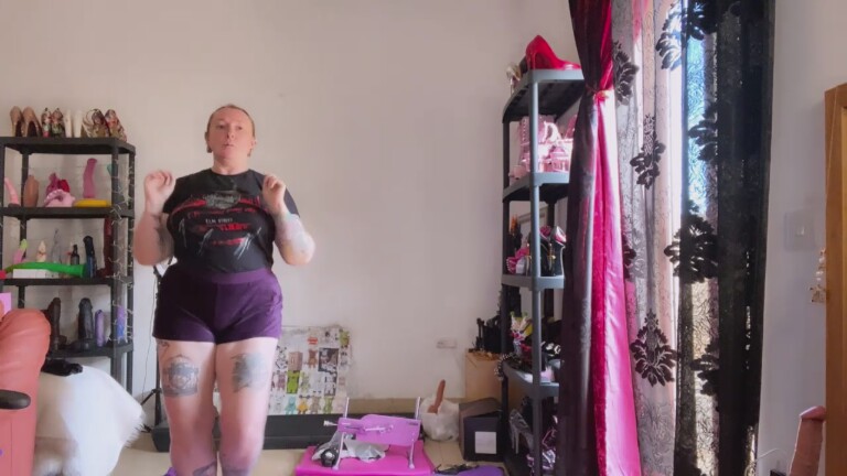 GoddessKisica's Streamate show and profile