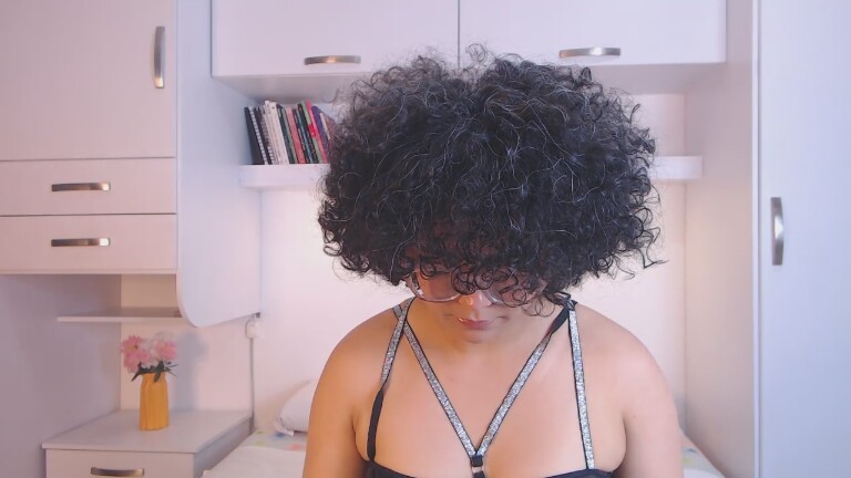 MartinaRuis's Streamate show and profile