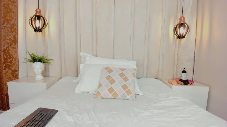 JulietaFontana's Streamate show and profile