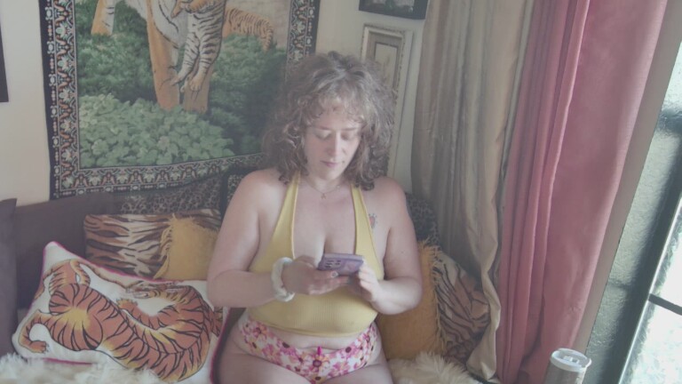 ArieLabai's Streamate show and profile