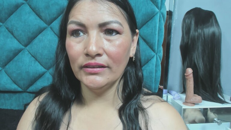 PENELOPELEWIS40's Streamate show and profile