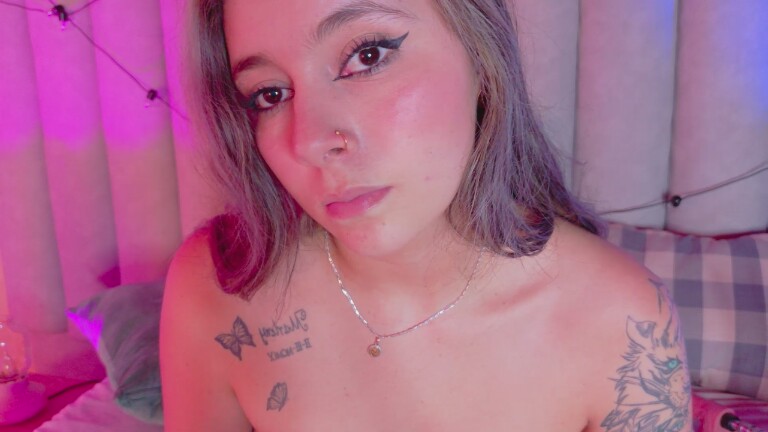 AmbarHiills's Streamate show and profile