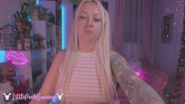 LittlePinkBunnny's Streamate show and profile