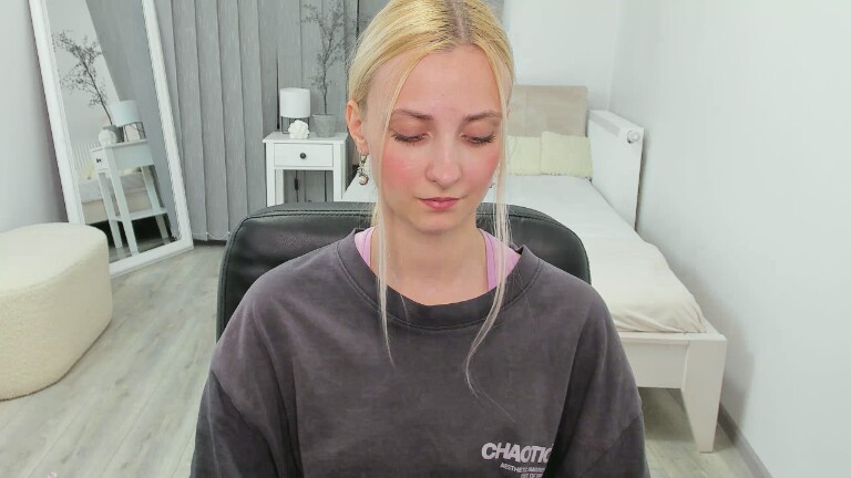 PinkAngelll's Streamate show and profile