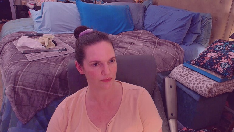 Nina's Streamate show and profile