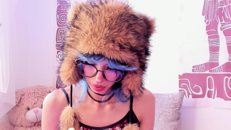 TinaRoberts19's Streamate show and profile