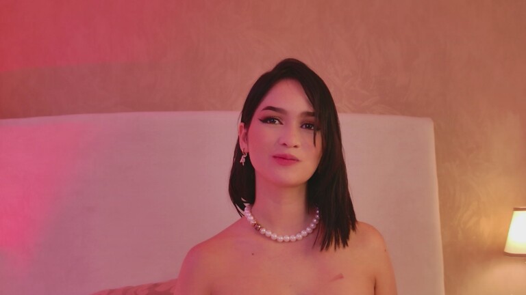 AlicePierce's Streamate show and profile