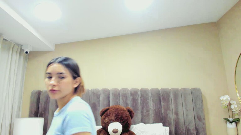 AuraRosse's Streamate show and profile