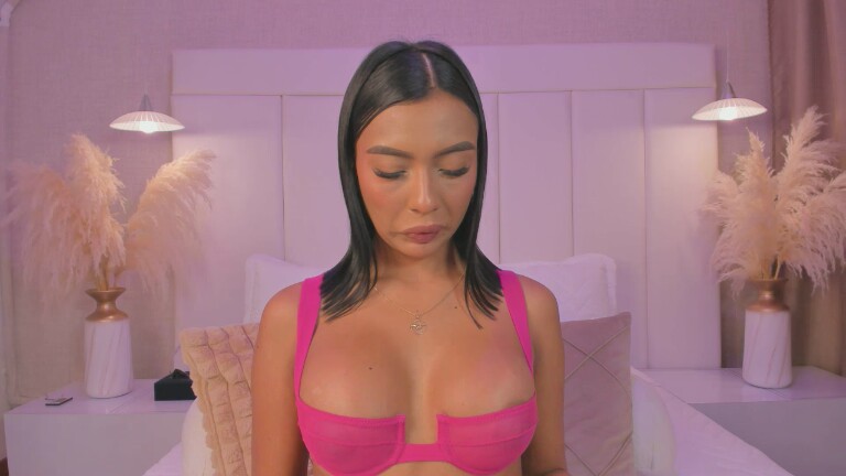 NikoJhon's Streamate show and profile