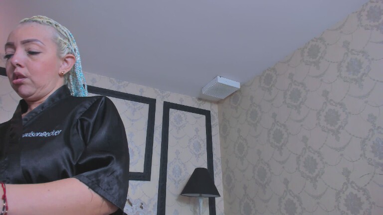 MadisonBecker's Streamate show and profile