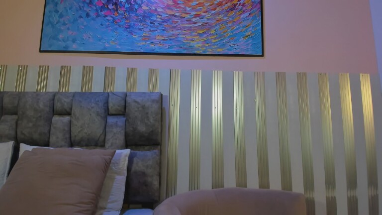 nova_lanee's Streamate show and profile