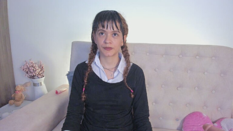 EmiliaJons's Streamate show and profile