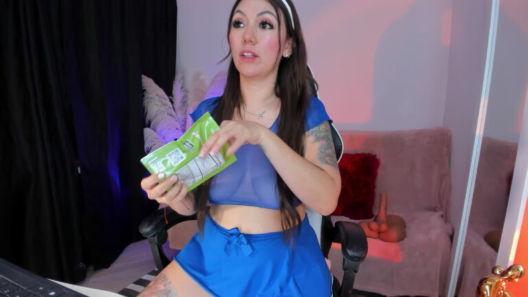 NatalieSaenz29's Streamate show and profile