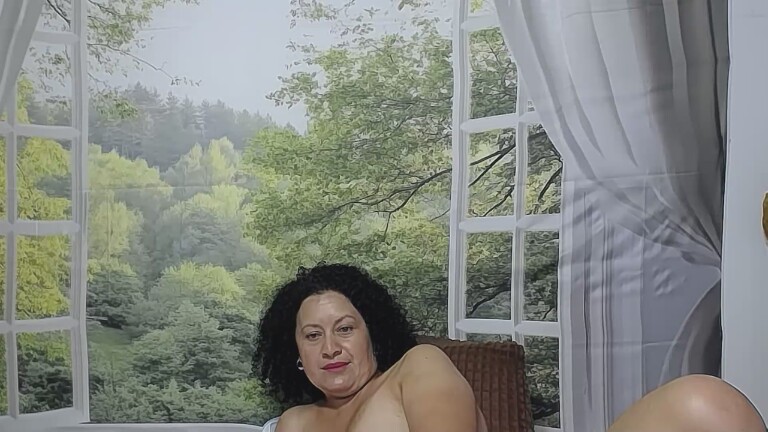 nikol32's Streamate show and profile