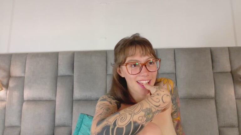 Isabella_Stewart's Streamate show and profile