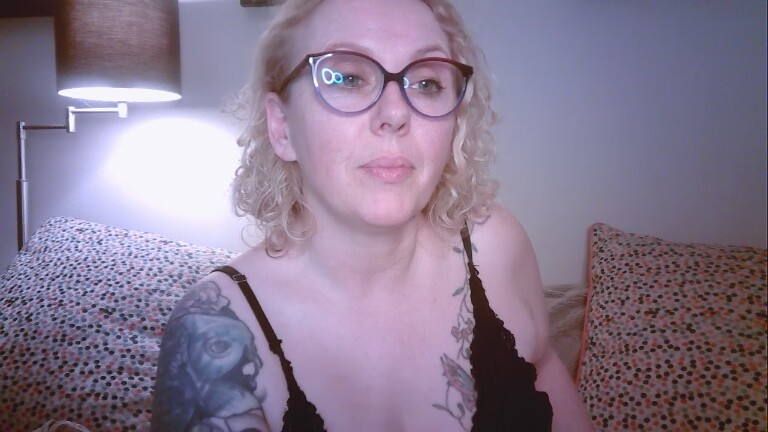 OrlaFox's Streamate show and profile
