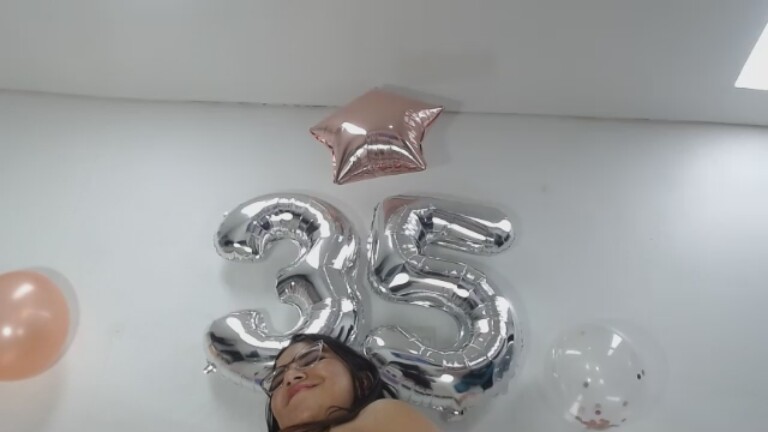 LunaDumont's Streamate show and profile