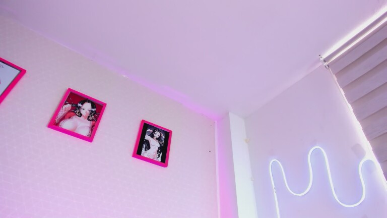 artmiamackay's Streamate show and profile