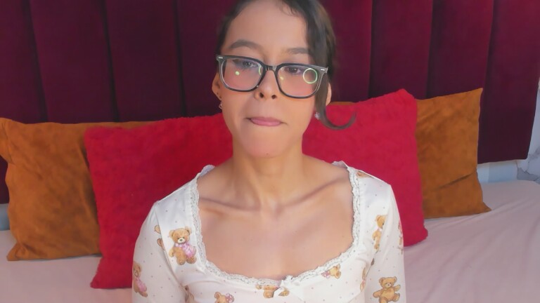 GABYHANK's Streamate show and profile