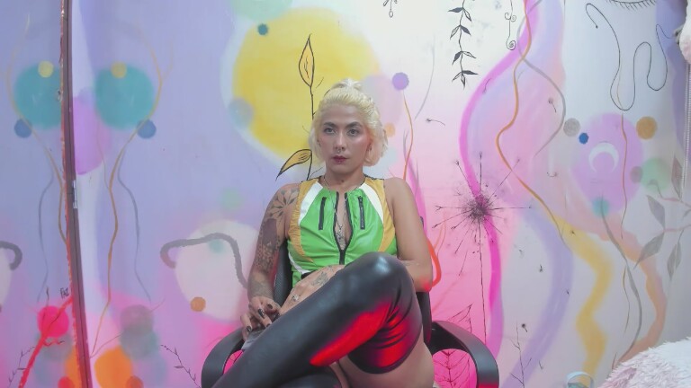 AmbeerLie's Streamate show and profile