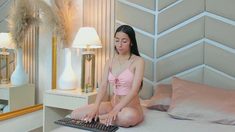 HayleyParker's Streamate show and profile